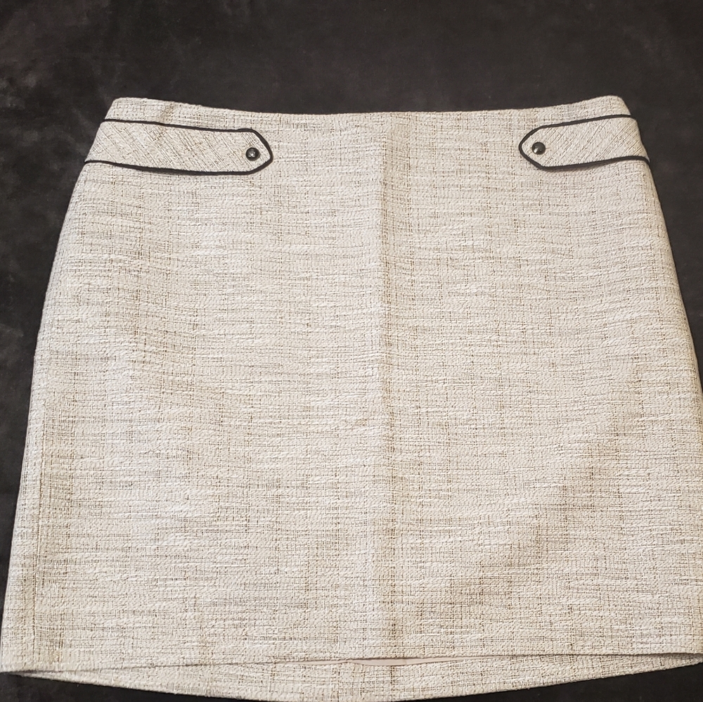 Textür mini skirt White House Black Market